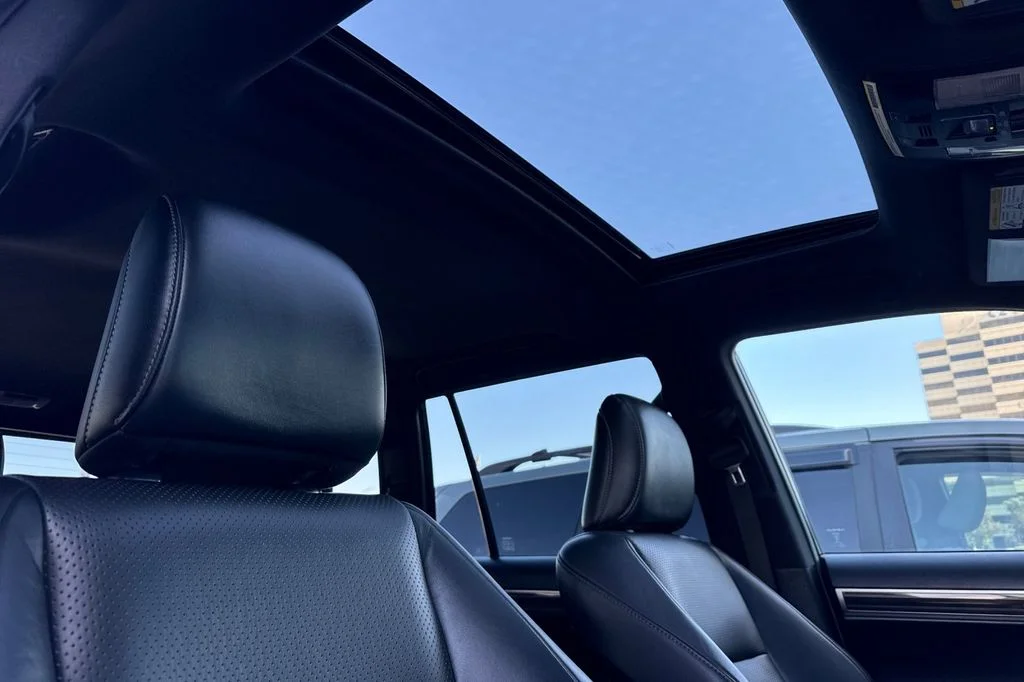 Used 2023 Black Lexus 460 Luxury image 20