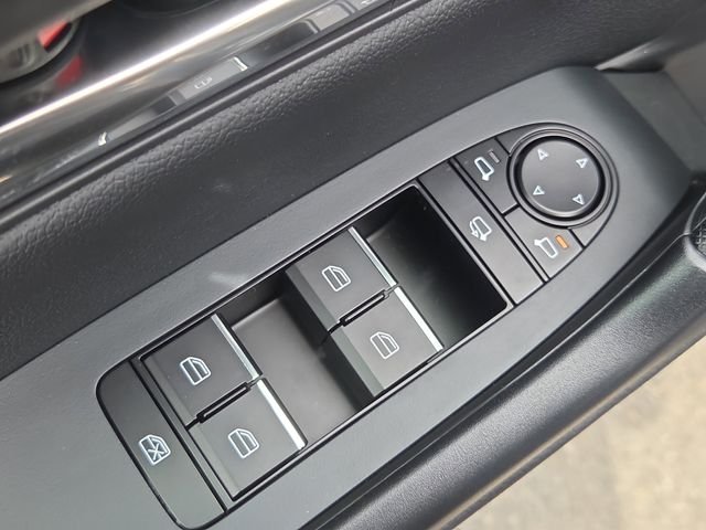 2026 Mazda CX-50 Premium Plus - Photo 18