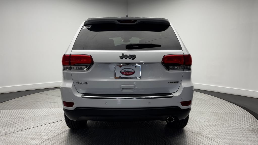 Used 2018 White Jeep Limited image 41
