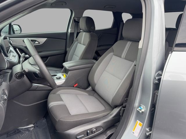 Used 2024 Sterling Gray Metallic Chevrolet 2LT image 17