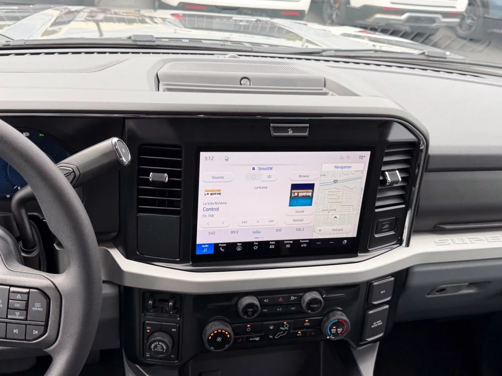 New 2027 Carbonized Gray Metallic Ford F-250® XLT image 22
