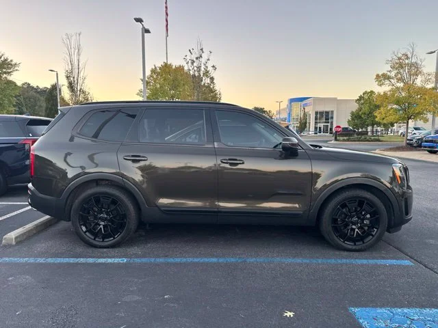 Used 2021 Green Kia EX image 5