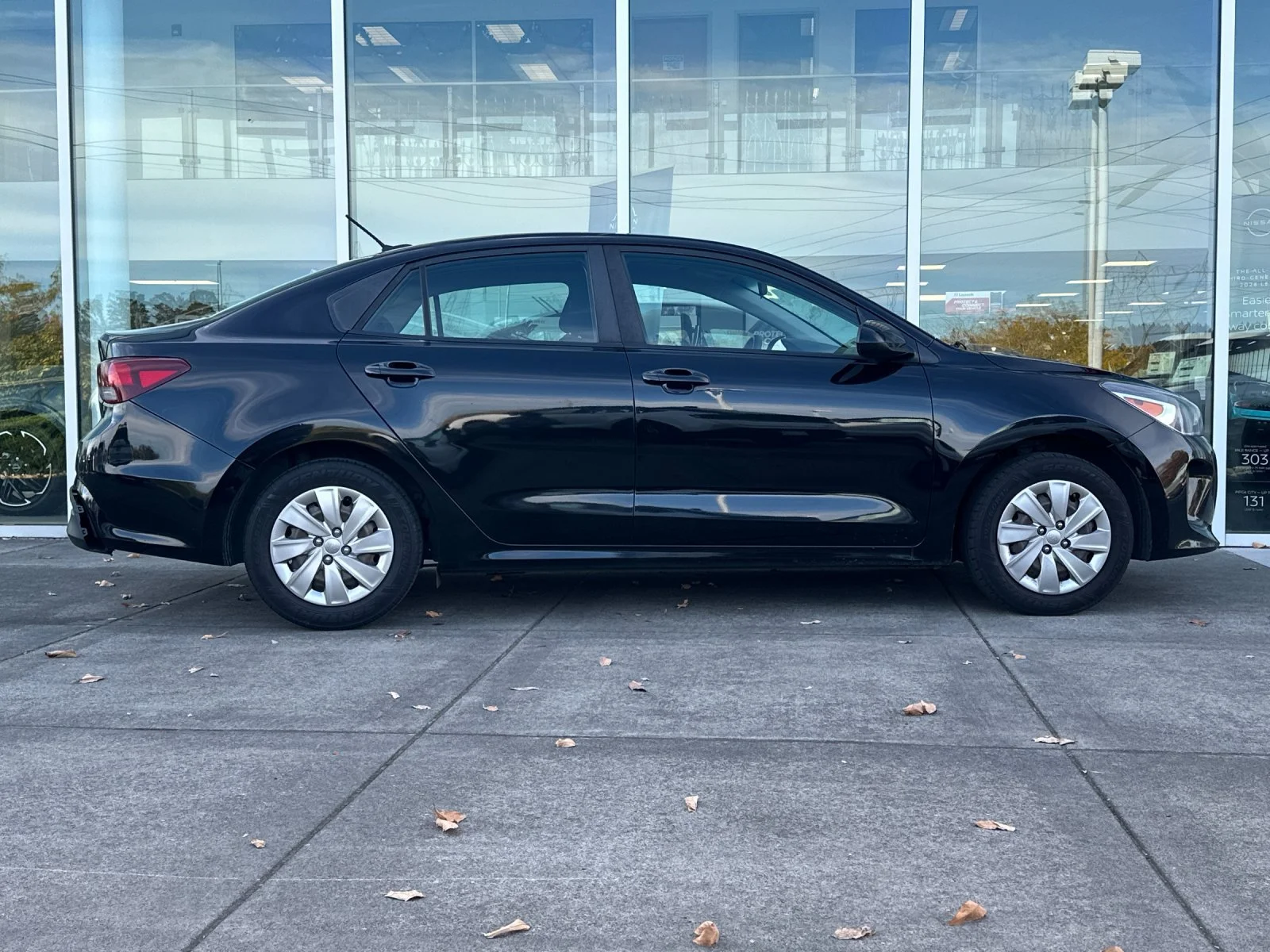 Used 2018 Aurora Black Kia S image 3