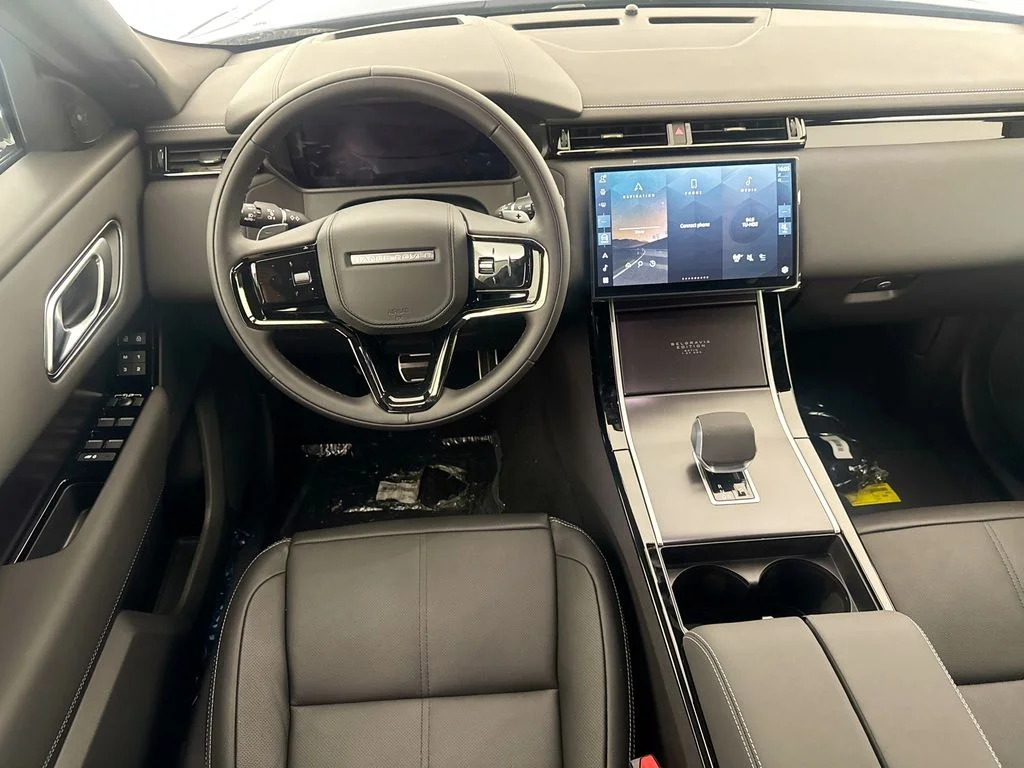 New 2026 Giola Green Land Rover Belgravia Edition image 23