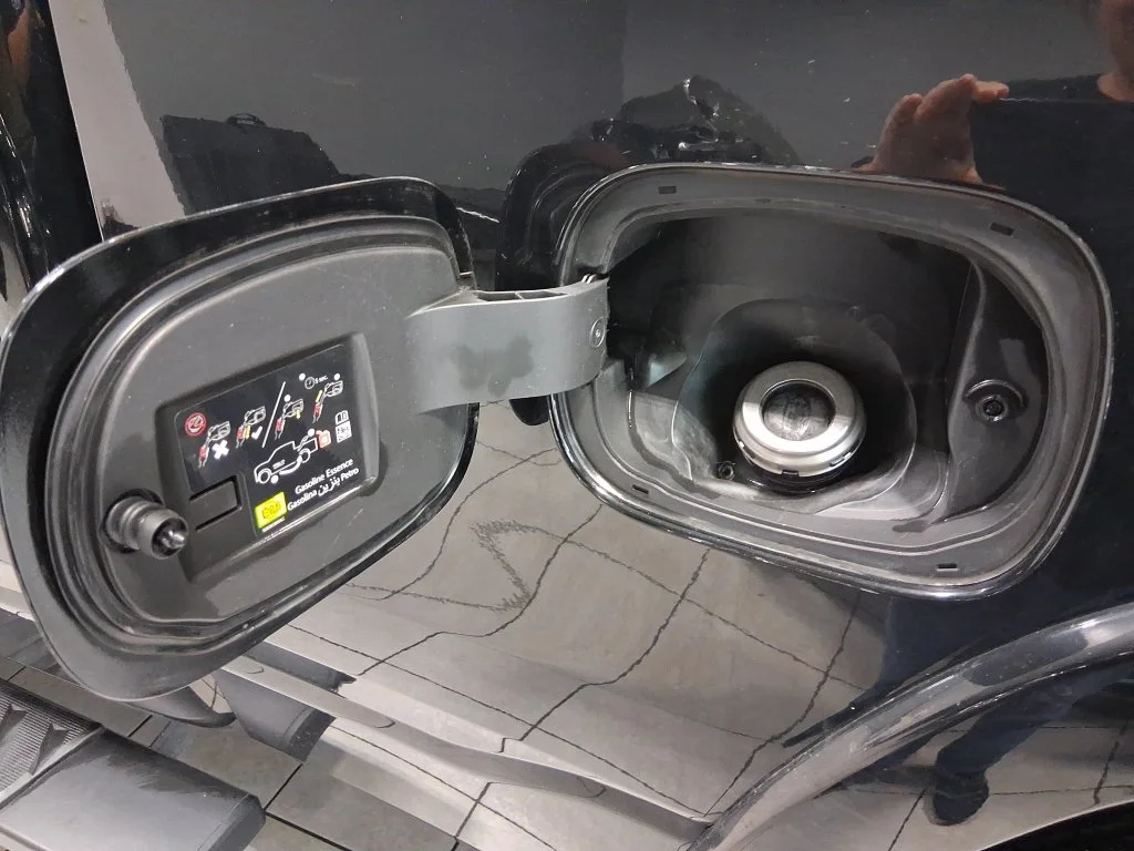 Used 2021 Black Ram Laramie image 41