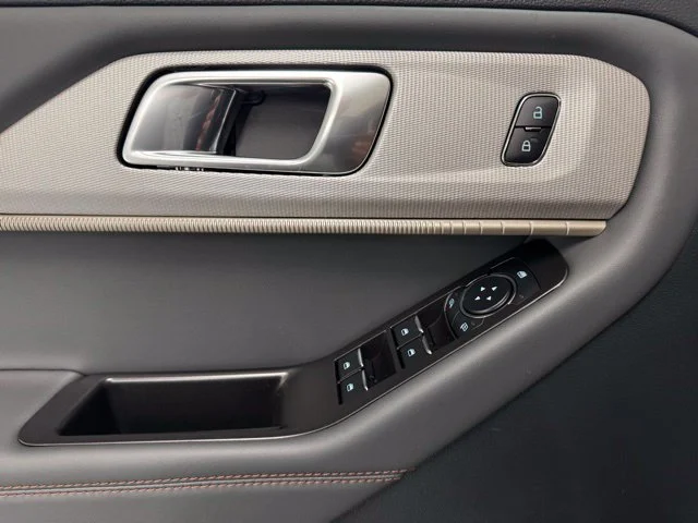 New 2026 Agate Black Metallic Ford Active image 36