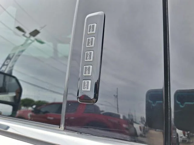 Used 2023 Agate Black Metallic Ford Platinum image 33