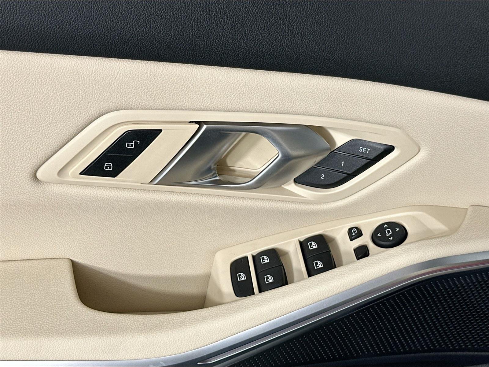 2026 BMW 3 Series 330i - Photo 17