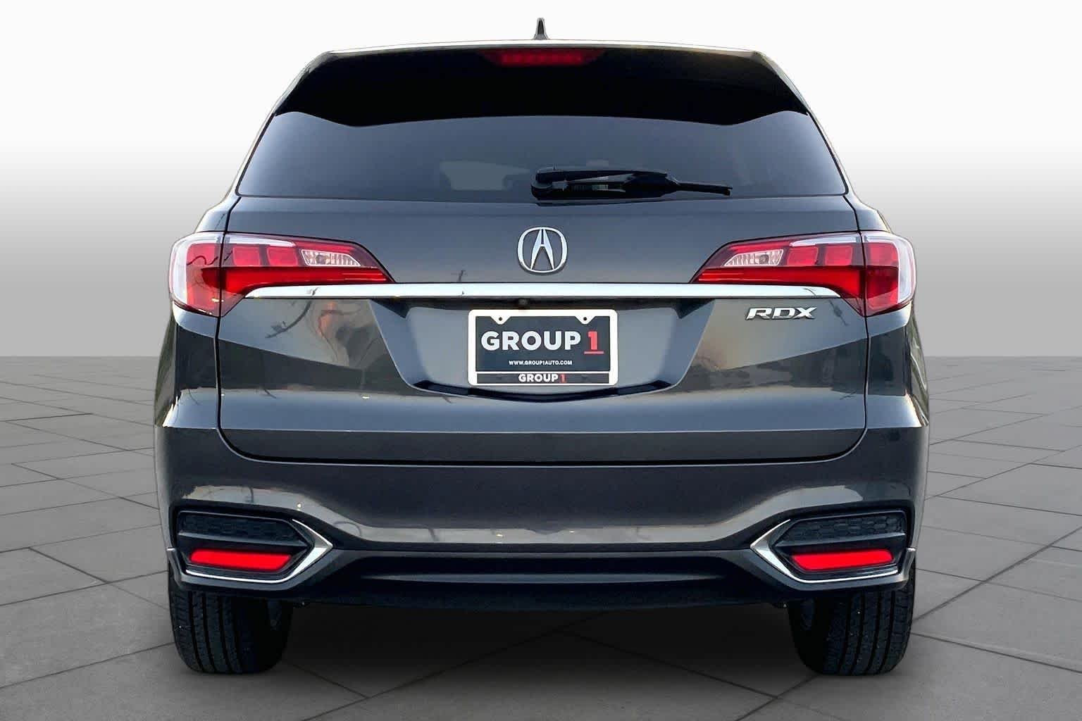 Used 2016 Graphite Luster Metallic Acura Tech/AcuraWatch Plus Pkg image 5