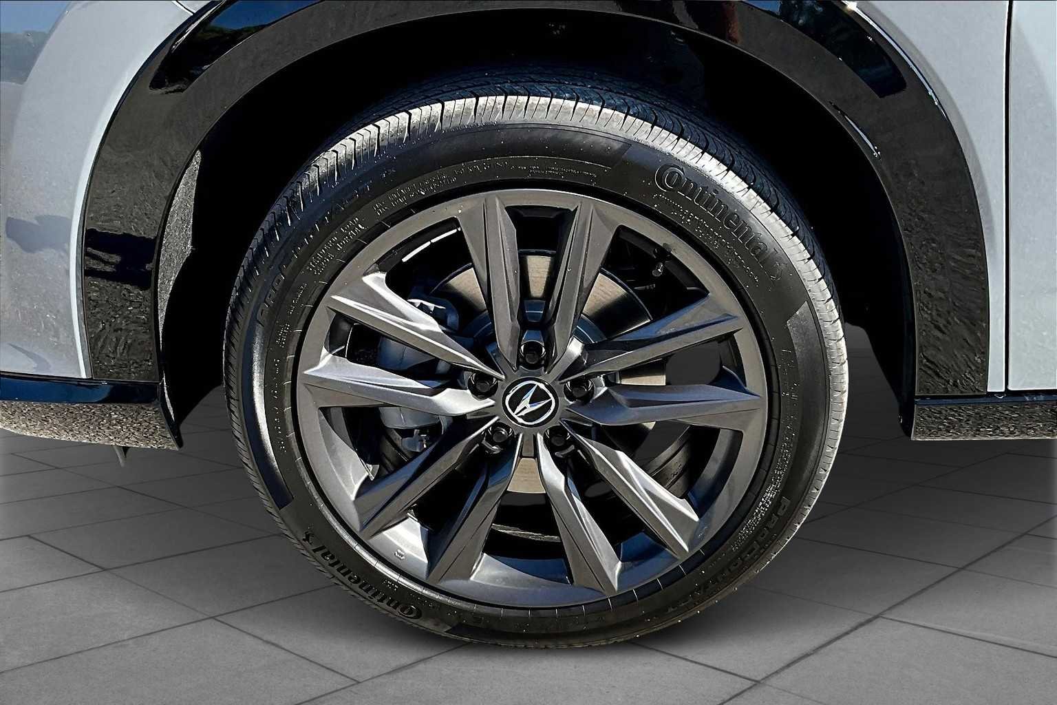 Used 2025 Urban Gray Pearl Acura w/A-Spec Package image 11