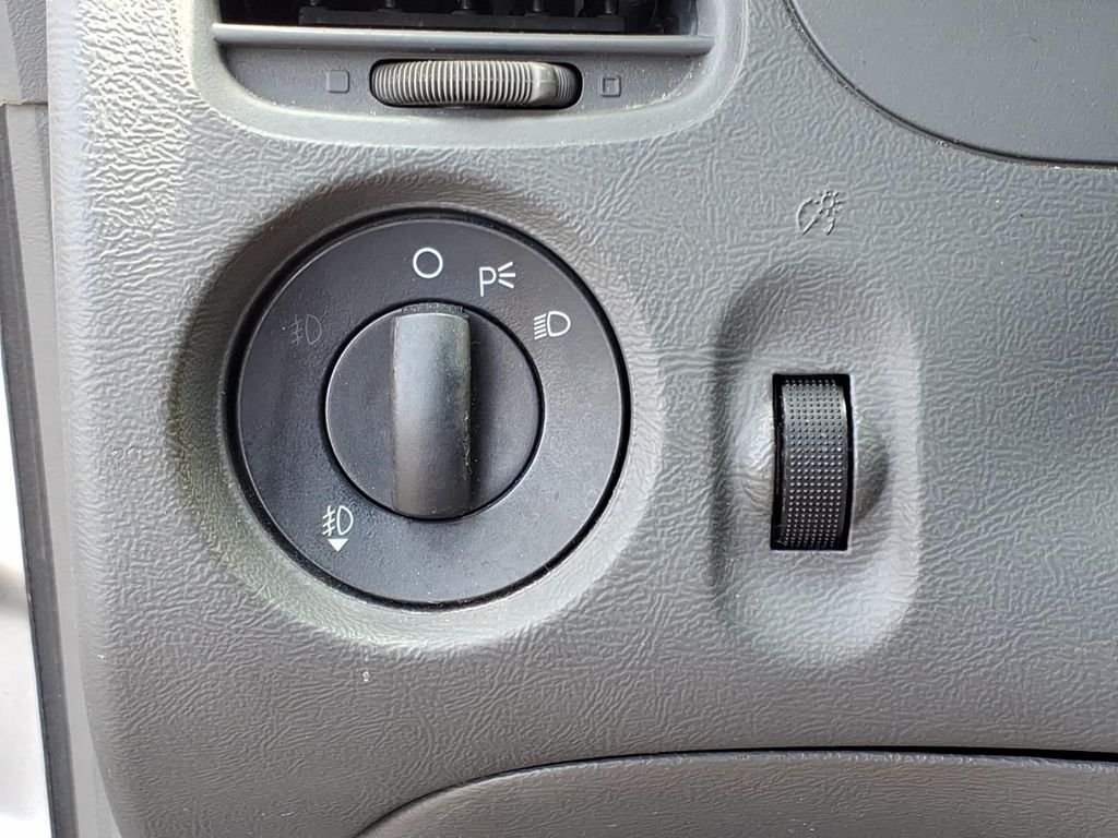 Used 2010 Silver Metallic Ford XL image 7