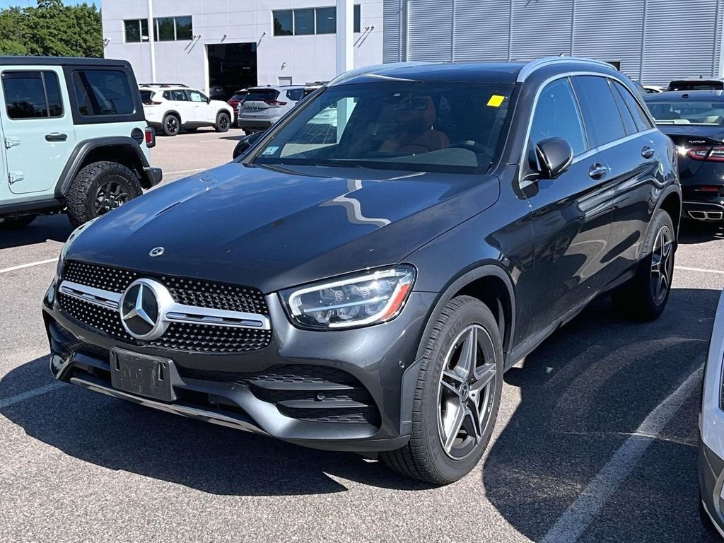 Used 2021 Gray Mercedes-Benz GLC 300 image 3