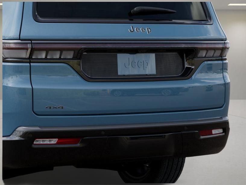 New 2026 Steel Blue Exterior Paint Jeep Limited Reserve image 13
