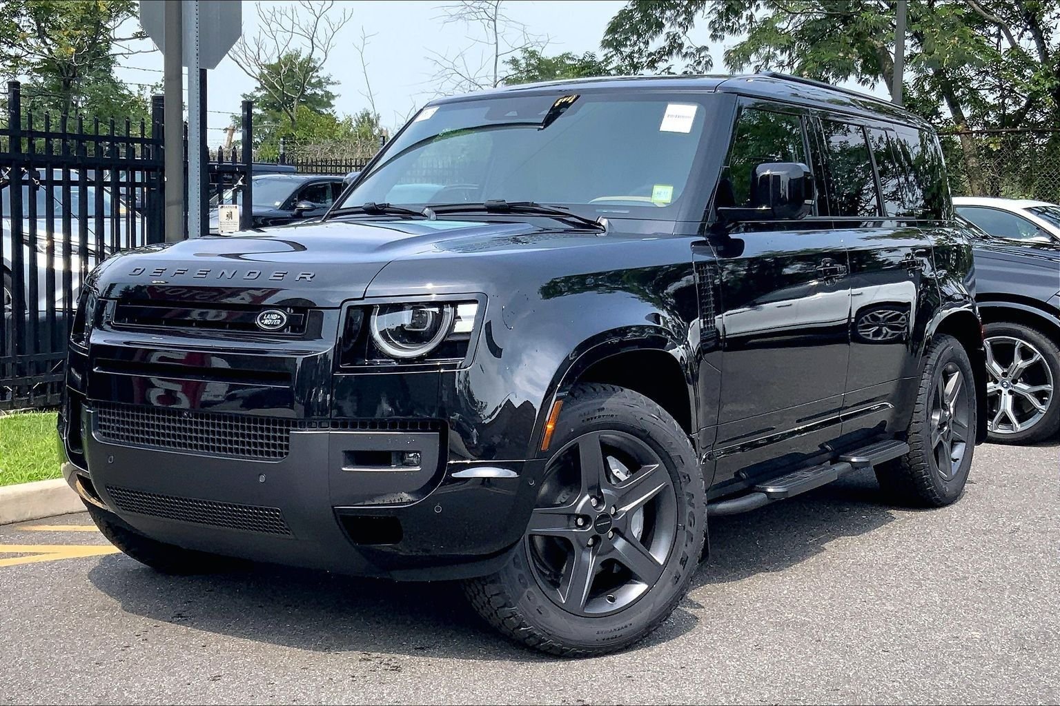 2026 Land Rover Defender 110