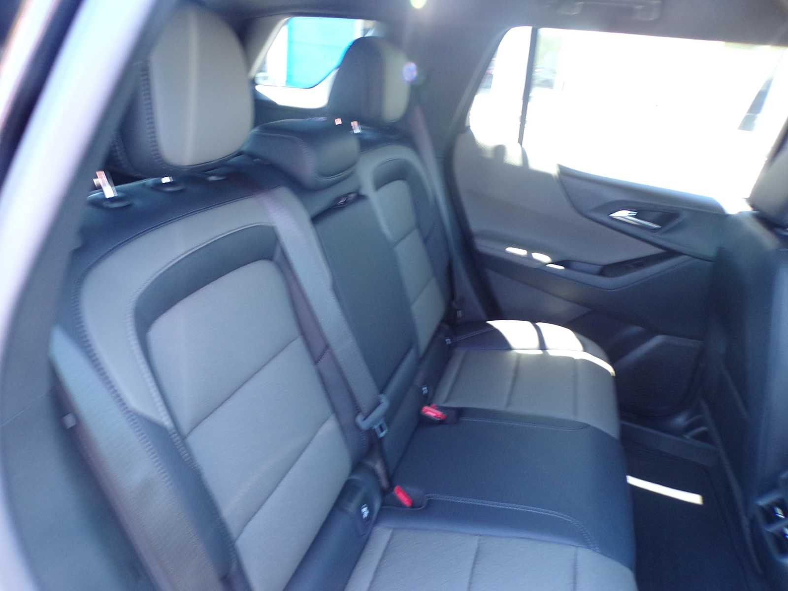 2026 Chevrolet Equinox LT - Photo 13