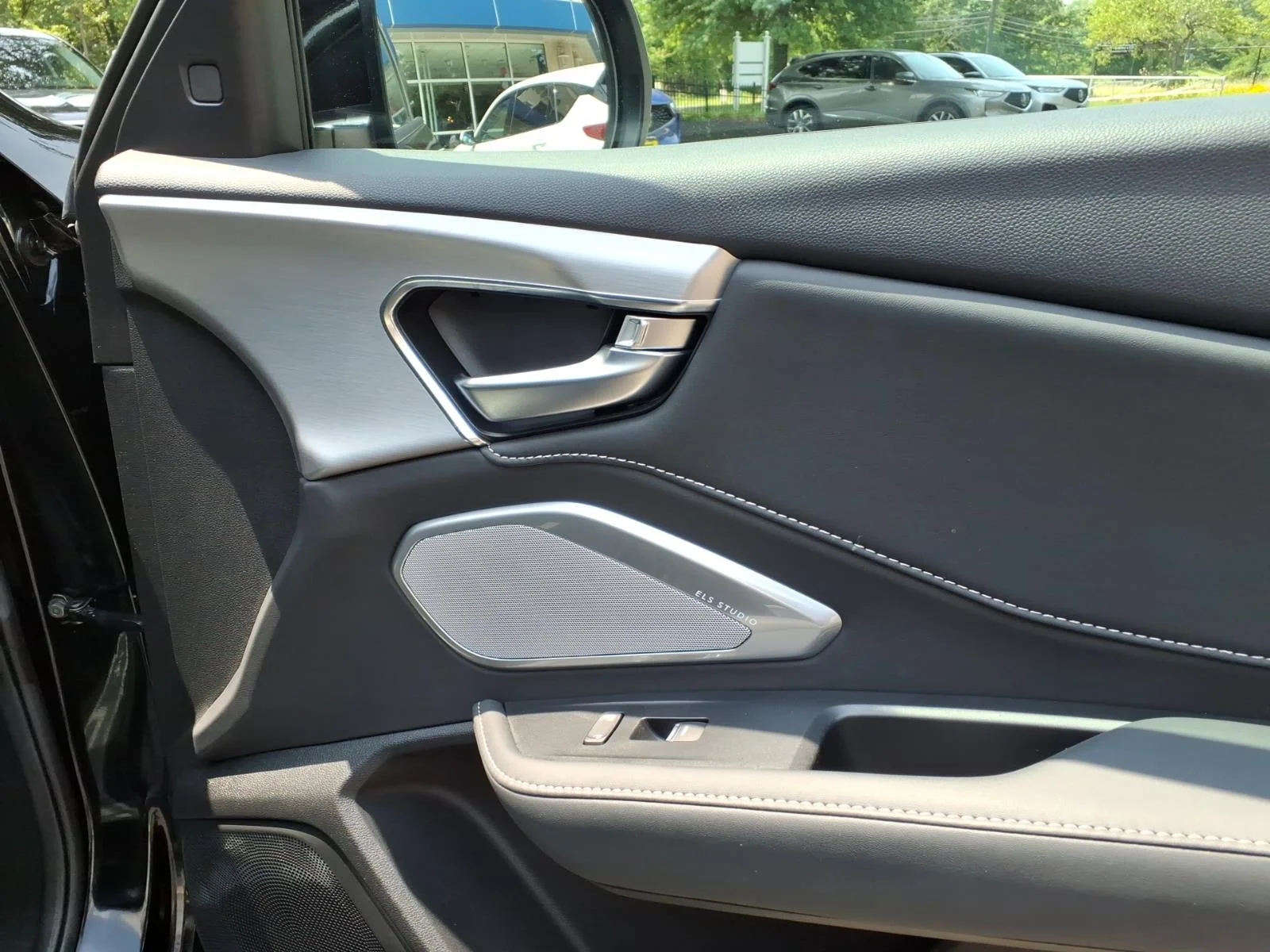 Used 2024 Majestic Black Pearl Acura SH-AWD TECH image 13