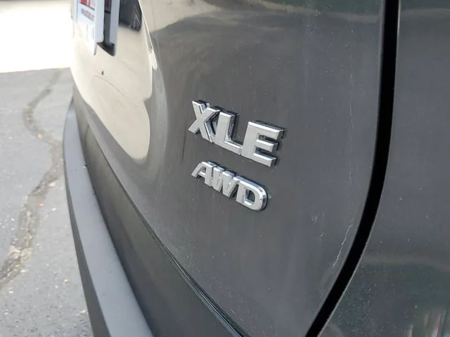 Used 2025 Gray Toyota XLE image 6