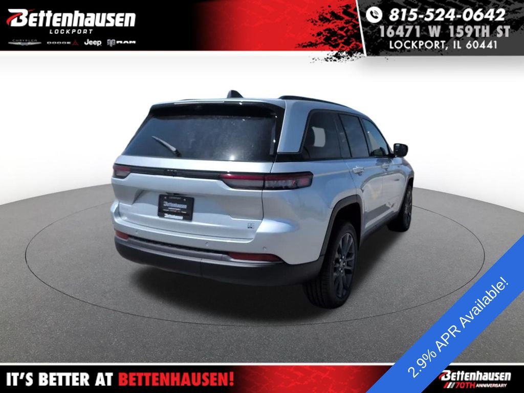 New 2026 Silver Zynith Exterior Paint Jeep  image 8