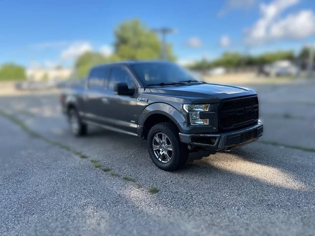 Used 2016 Gray Ford XLT image 14