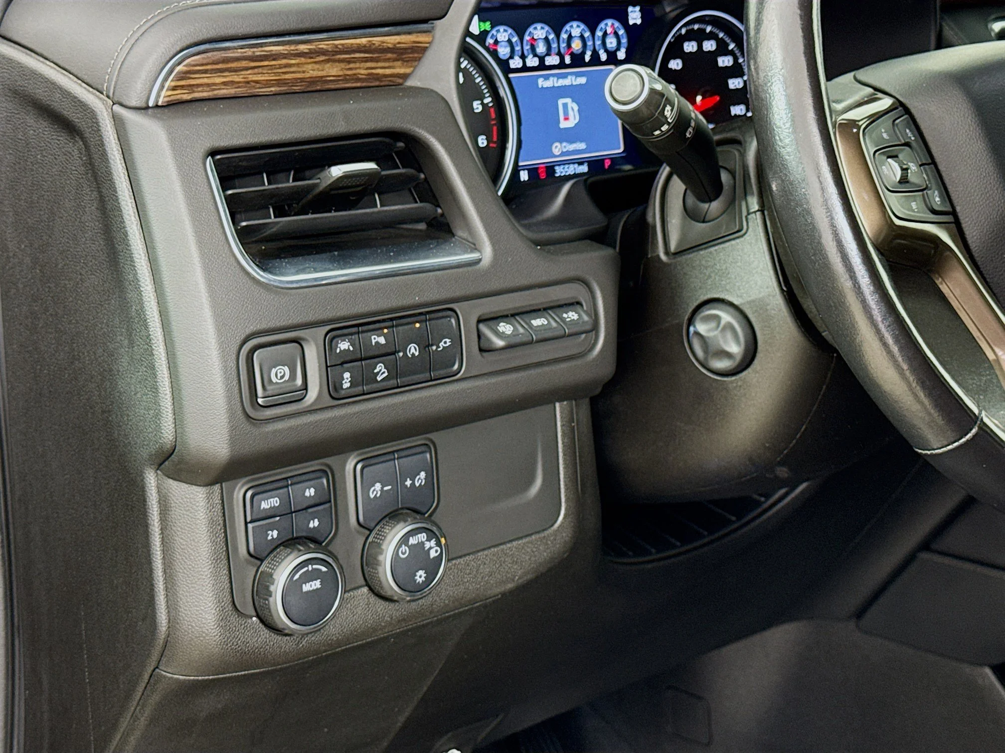 Used 2021 Shadow Gray Metallic Chevrolet High Country image 12