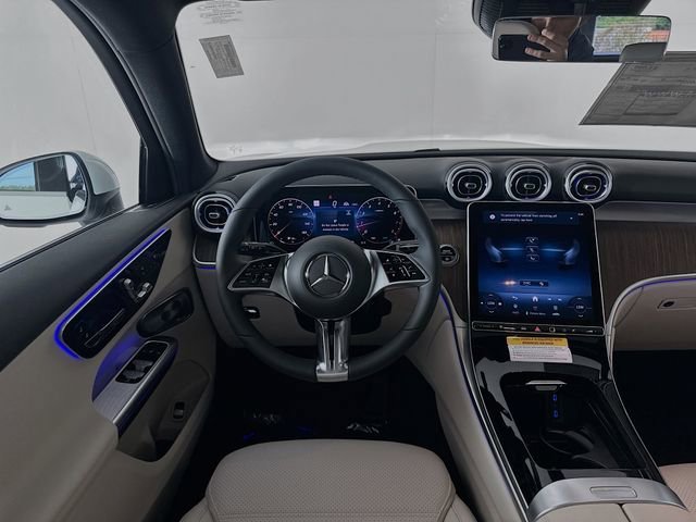 New 2026 Polar White Mercedes-Benz GLC 300 image 54