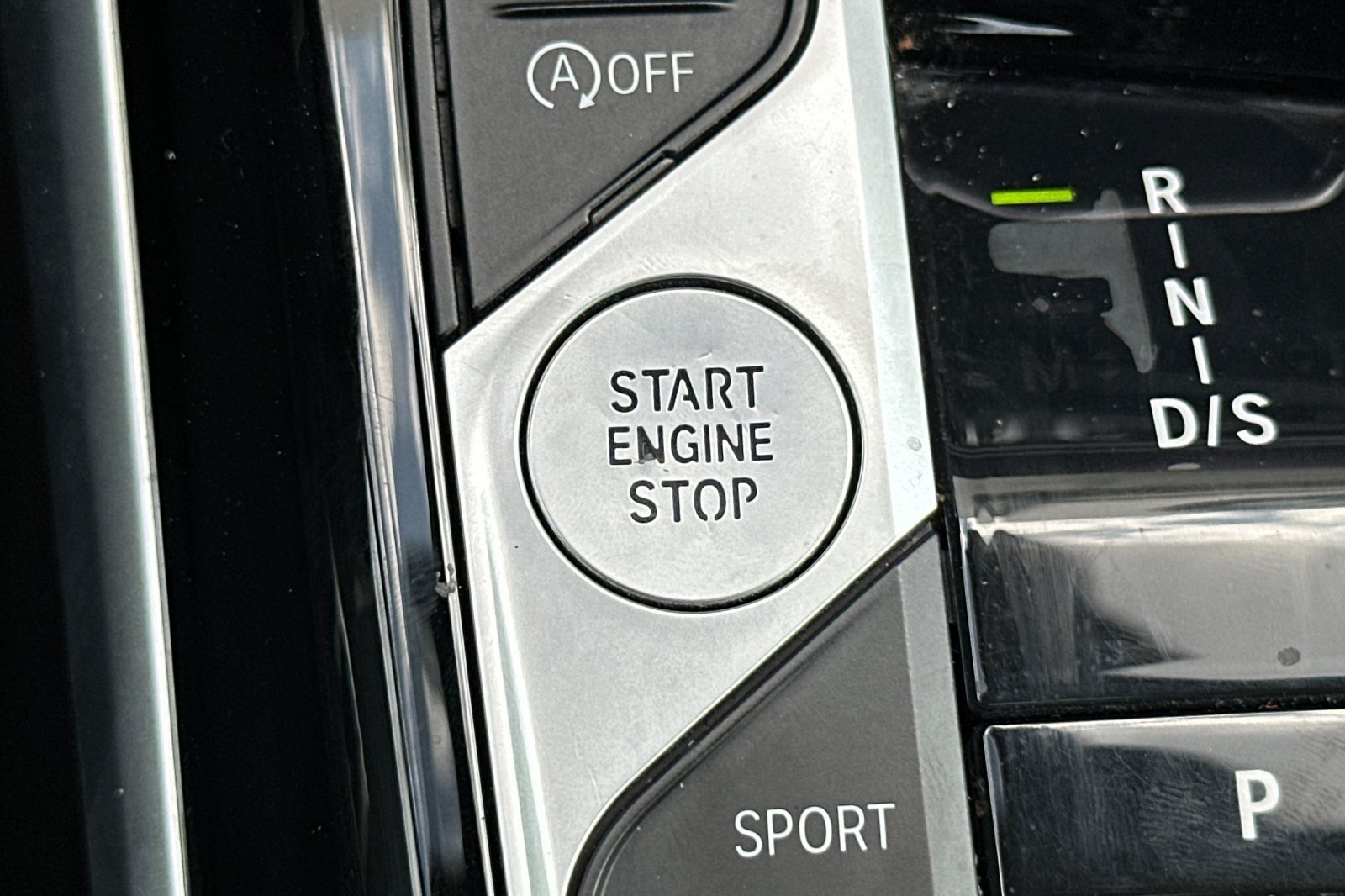 Used 2024 Skyscraper Grey Metallic BMW 330i image 21