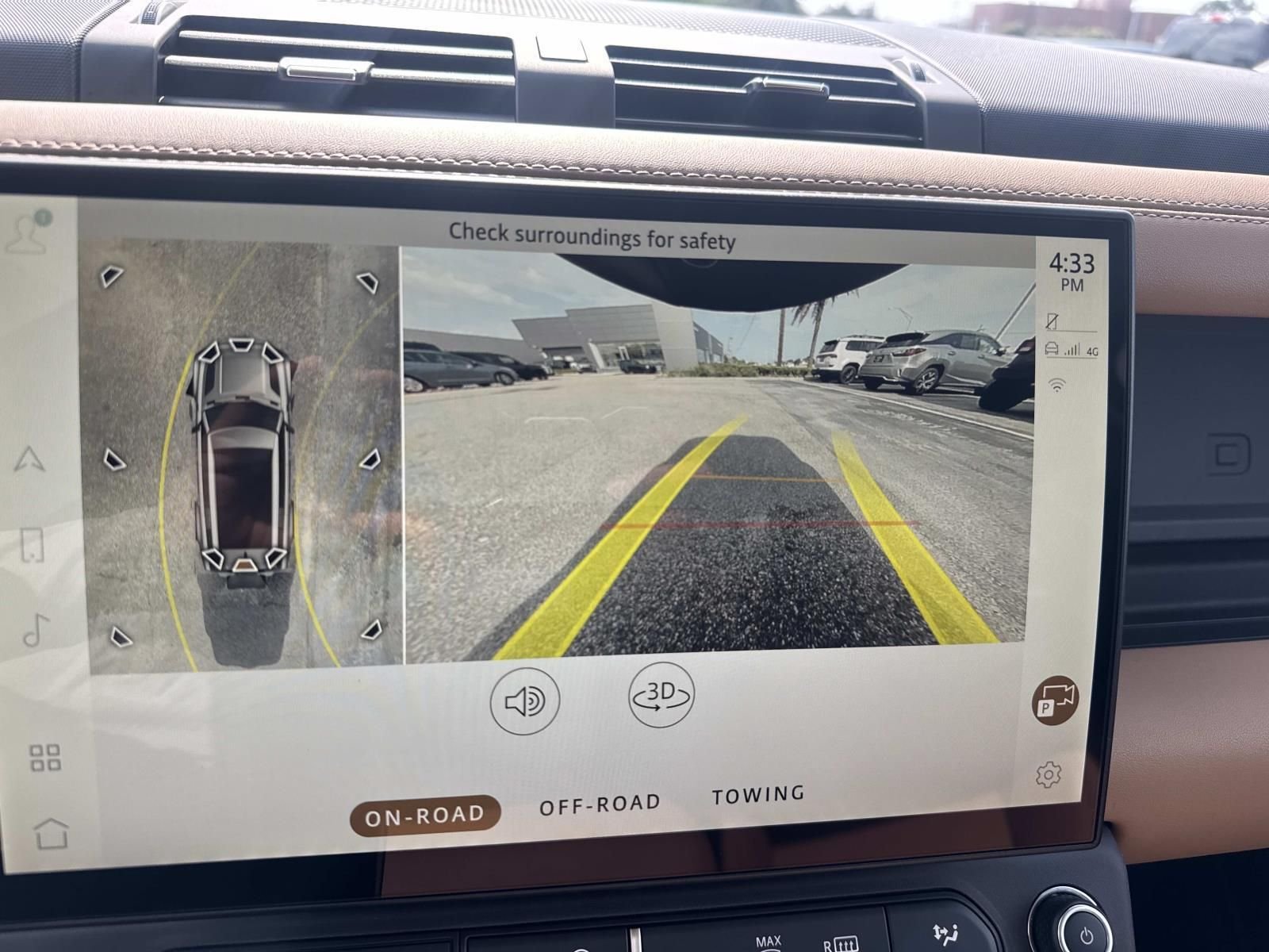 New 2026 Carpathian Grey Land Rover X-Dynamic SE image 12