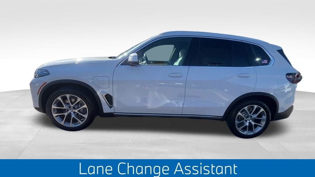 Used 2026 White BMW xDrive50e image 10