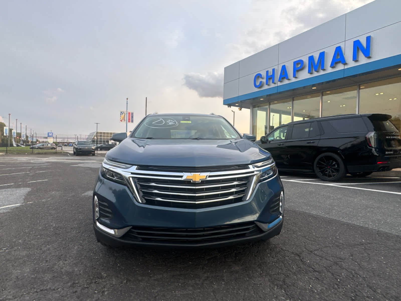 Used 2024 Lakeshore Blue Metallic Chevrolet Premier image 2