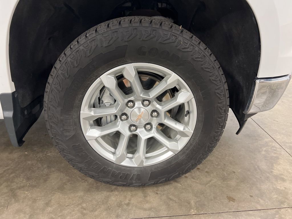 2024 Chevrolet Silverado 1500 LT - Photo 19