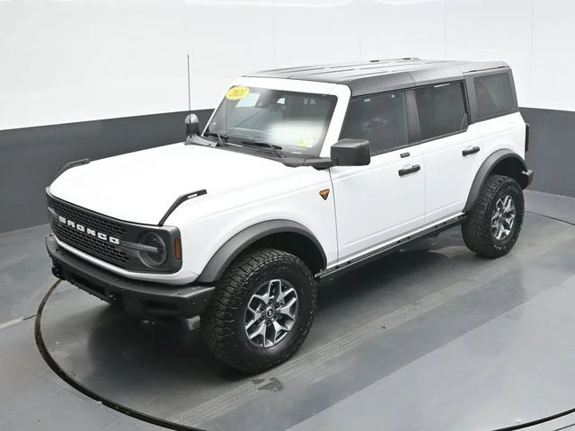 Used 2021 White Ford Badlands image 13