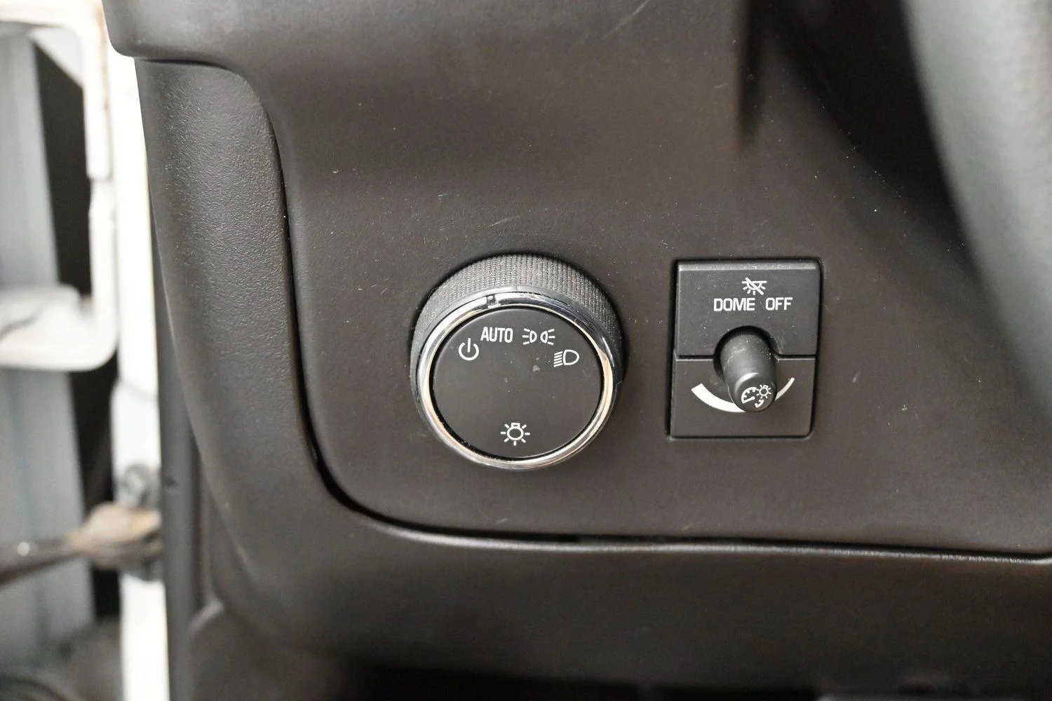 Used 2024 Summit White GMC Work Van image 24