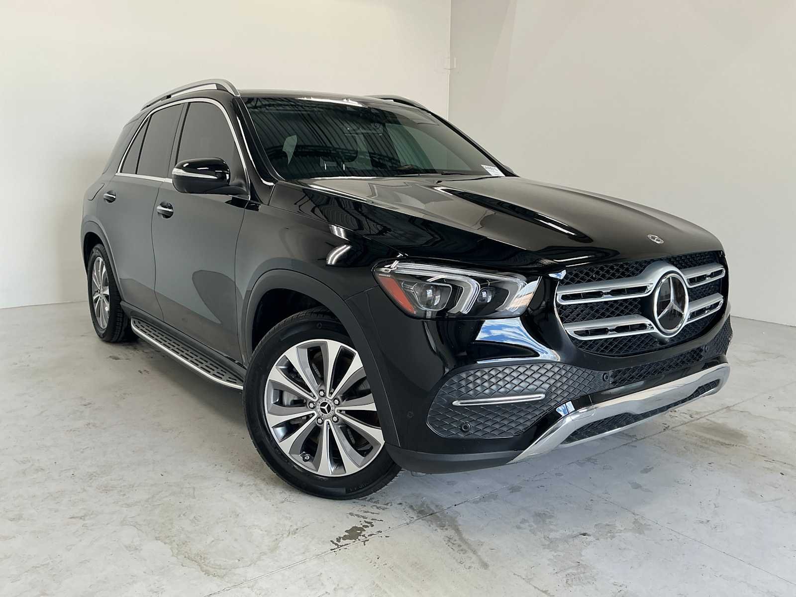 Certified Used 2022 Black Mercedes-Benz GLE 450 image 3