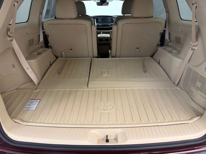 Used 2017 Red Toyota Limited image 10