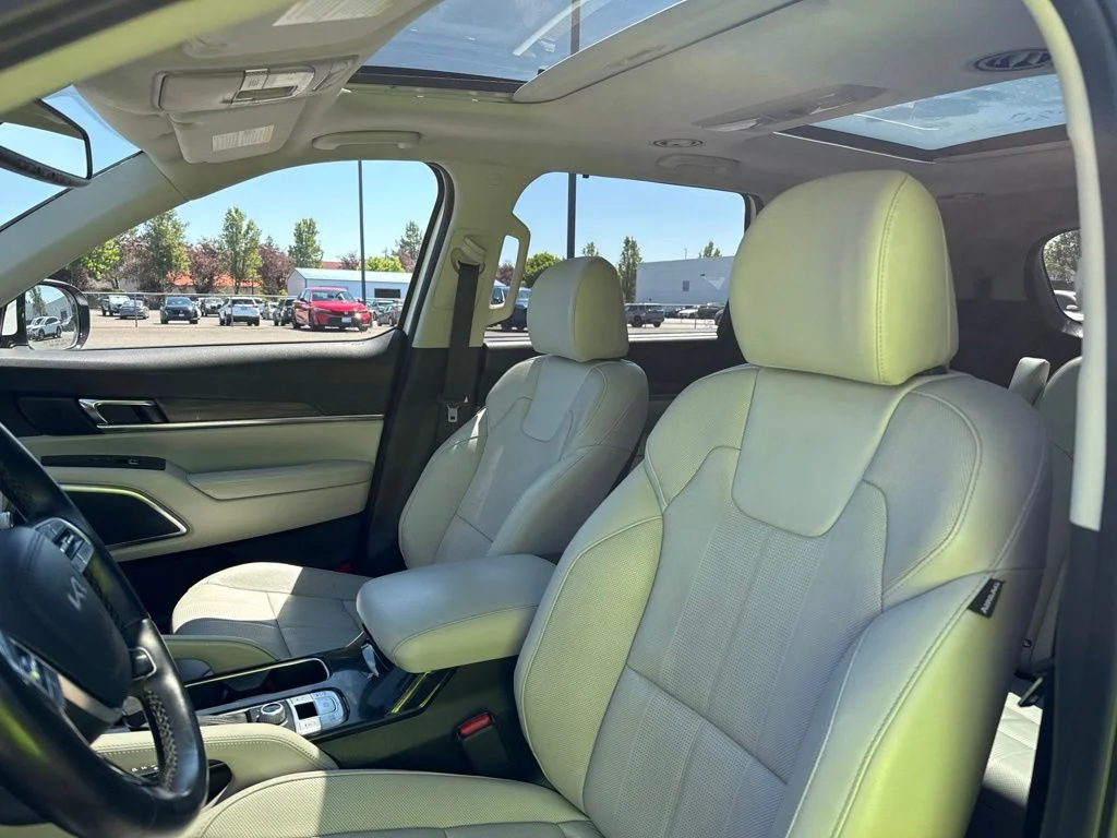 Used 2022 Glacial White Pearl Kia SX image 9