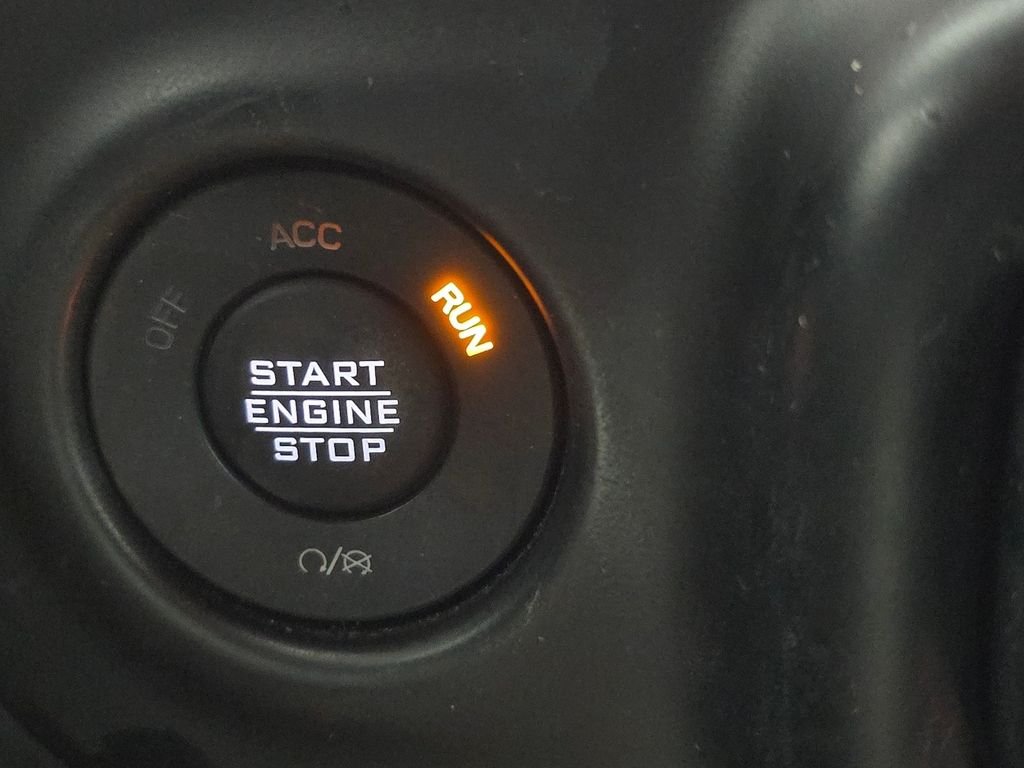 Used 2021 Red Jeep Rubicon image 24