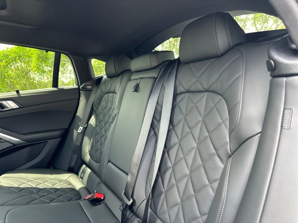 New 2027 Dravit Grey Metallic BMW M60i image 20