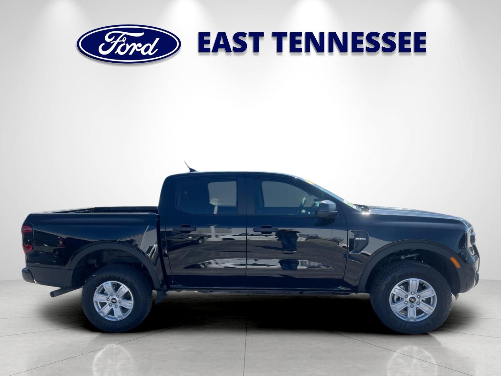 New 2025 Black Ford XL image 2