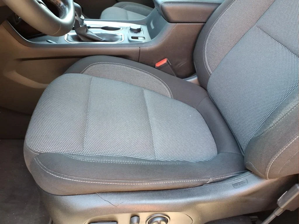 Used 2022 Blue Chevrolet LT image 17
