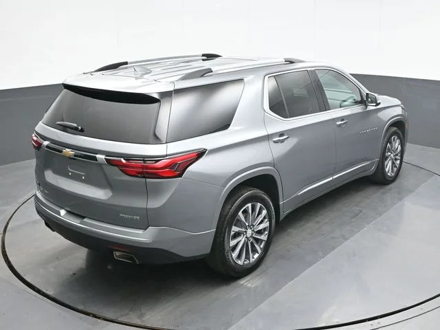 Used 2023 Gray Chevrolet Premier image 17
