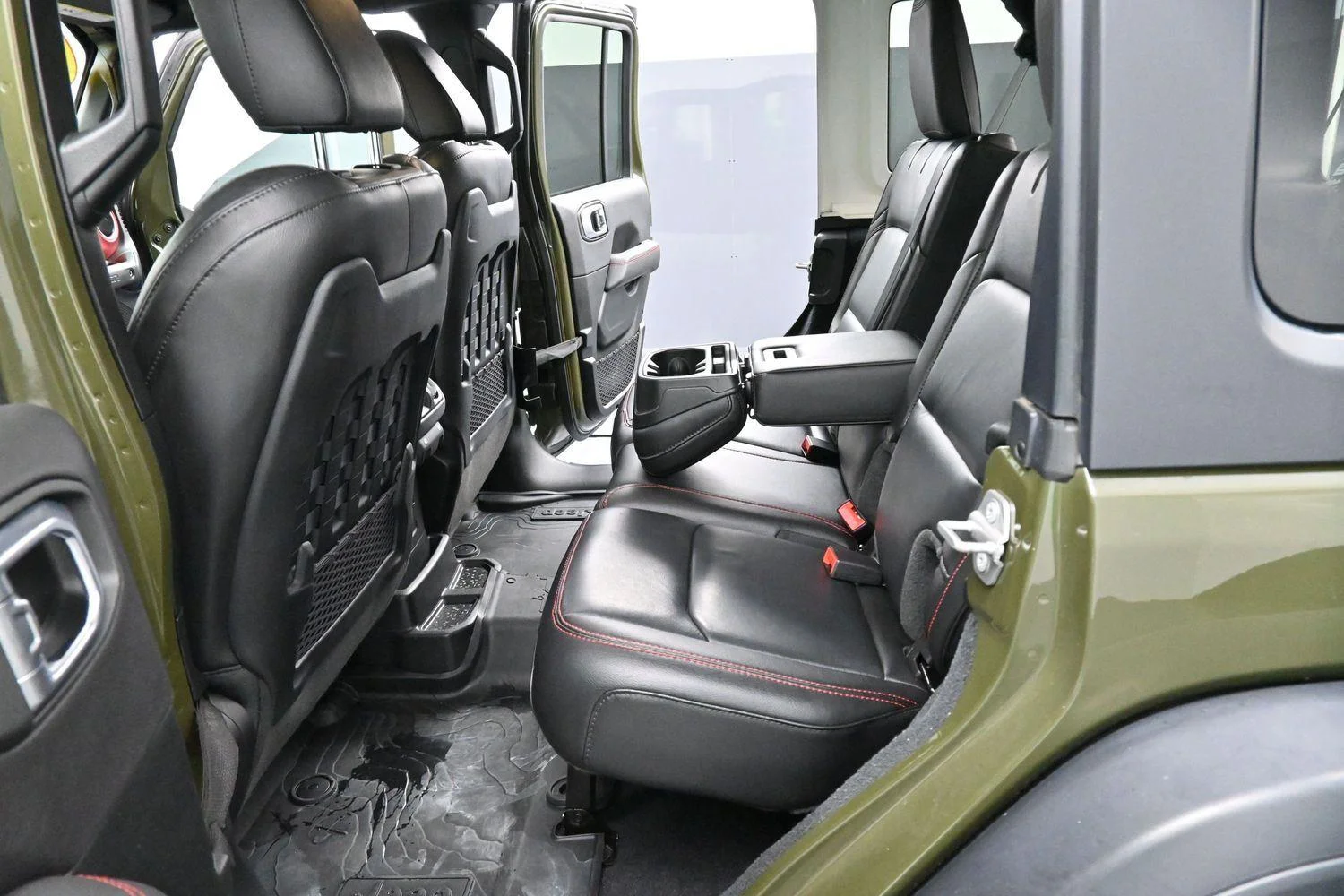 Used 2021 Sarge Green Clearcoat Jeep Unlimited Rubicon image 26