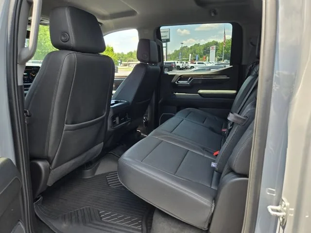 Used 2024 Slate Gray Metallic Chevrolet LT Trail Boss image 11