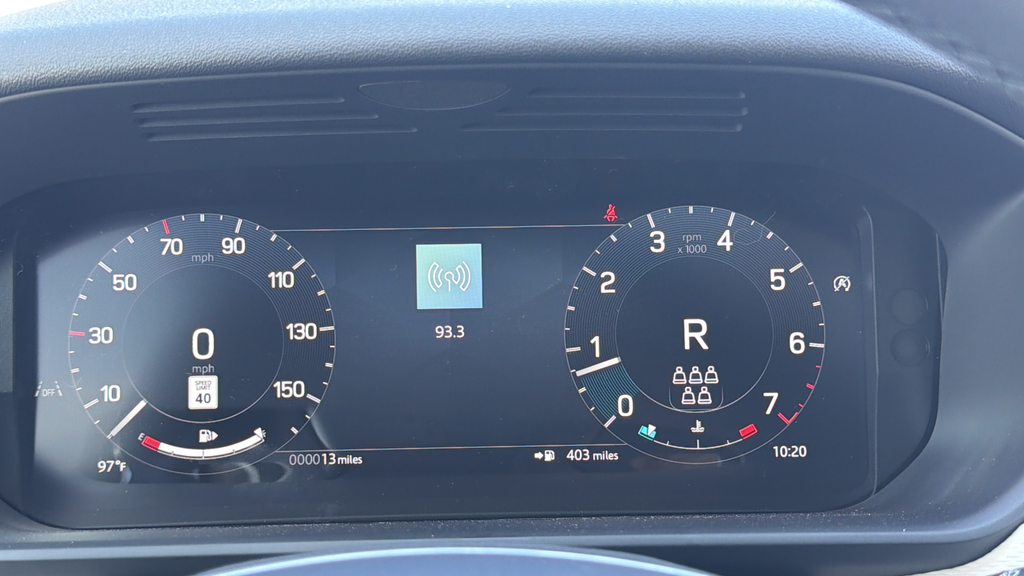 New 2026 Eiger Grey Land Rover Dynamic SE image 25