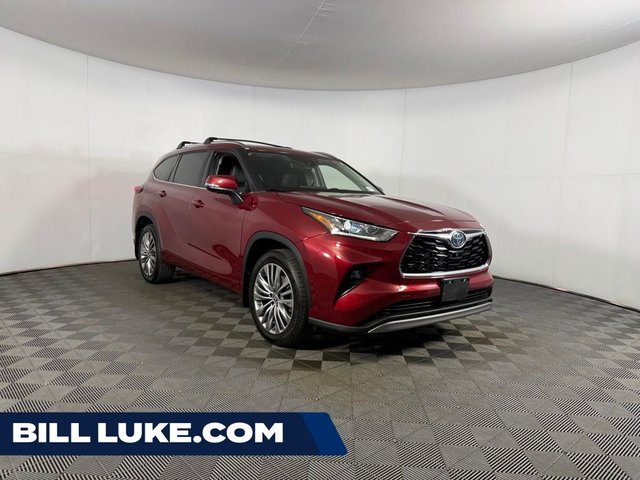 2023 Toyota Highlander Hybrid Platinum