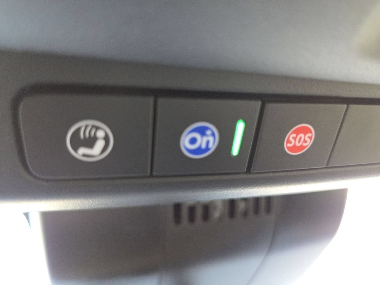 Used 2025 Downpour Metallic GMC Denali Ultimate image 41