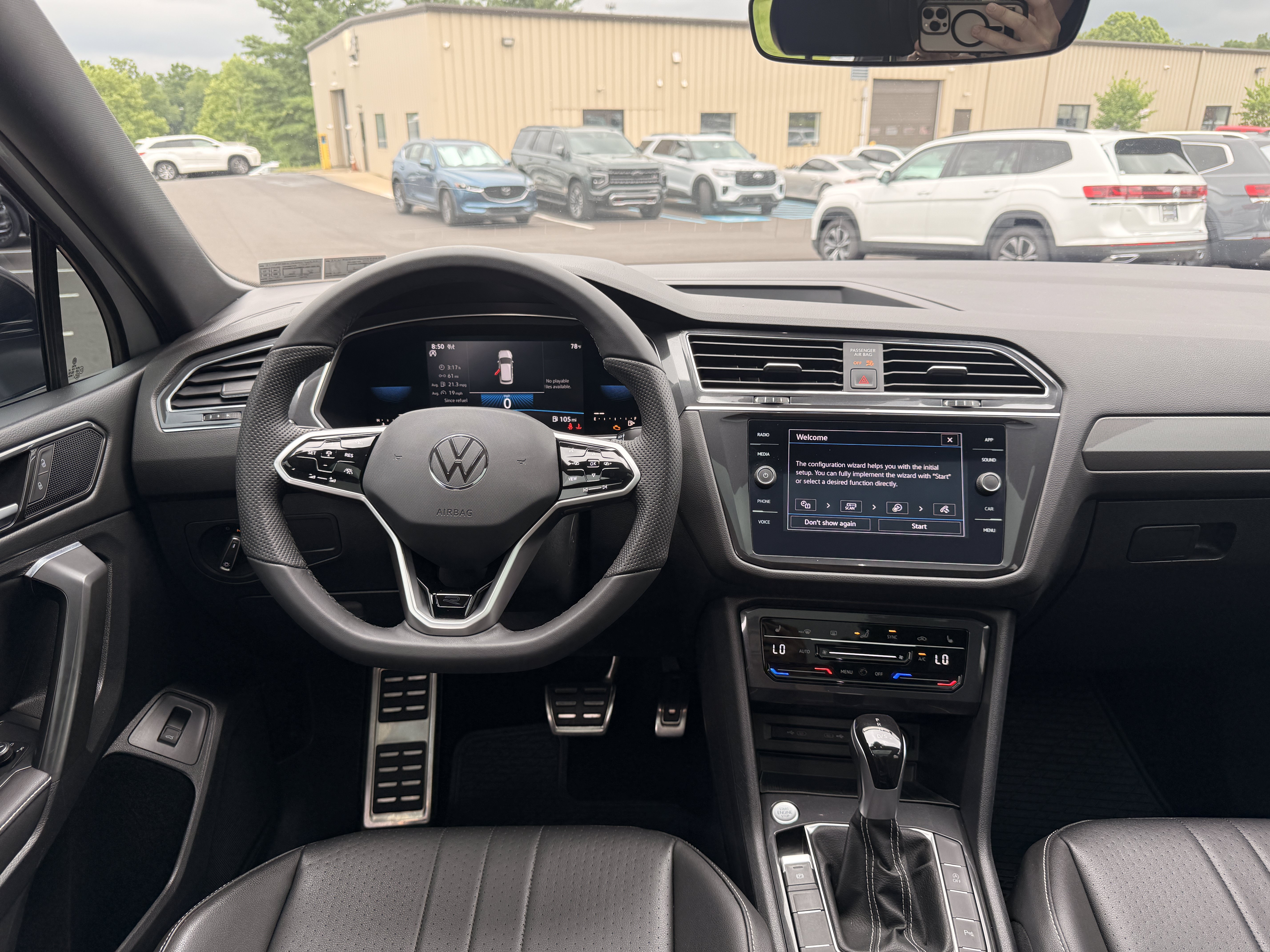Used 2022  Volkswagen SE R-Line Black image 31