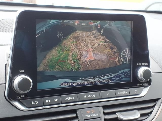 Used 2024 Black Nissan 2.5 SV image 17