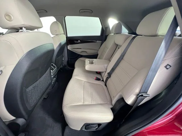 Used 2018 Red Kia LX image 12