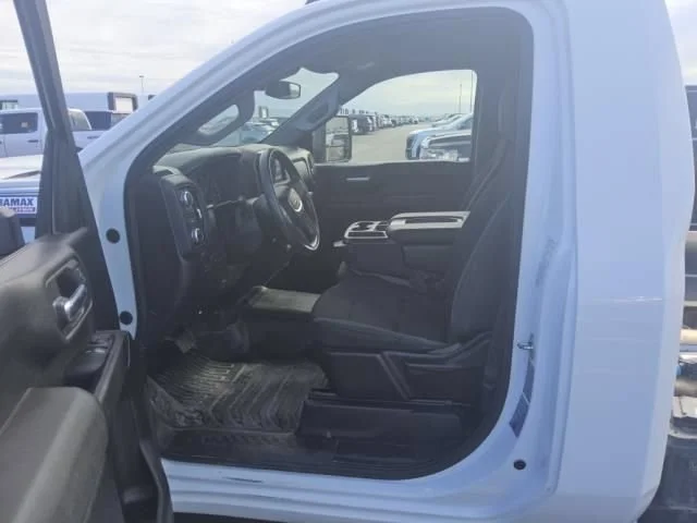 Used 2024 Summit White GMC Pro image 2