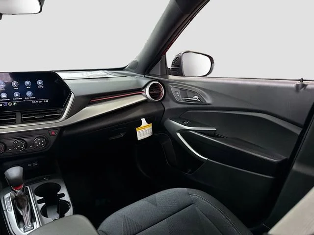 2026 Chevrolet Trax RS - Photo 24